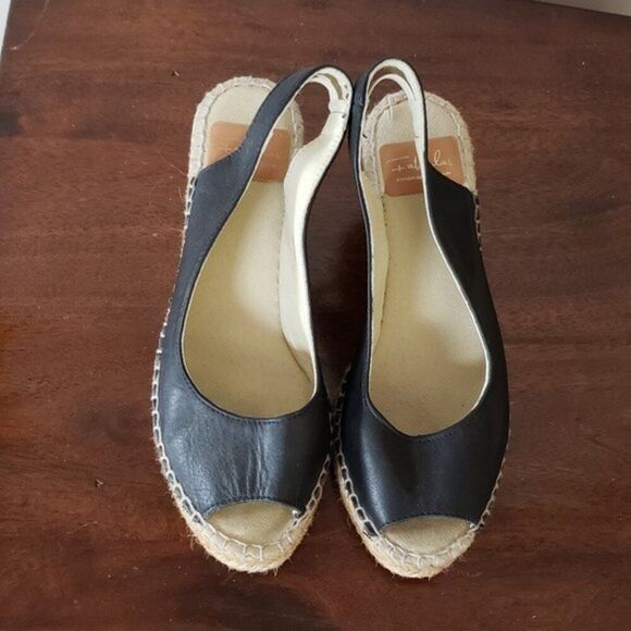 Fabiolas Black Leather Wedge Size: 36 - Picture 4 of 10